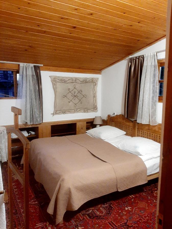 Guest House Gallery Oni Bagian luar foto