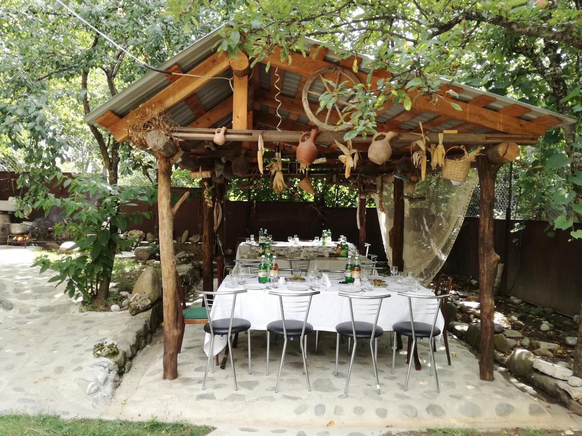 Guest House Gallery Oni Bagian luar foto